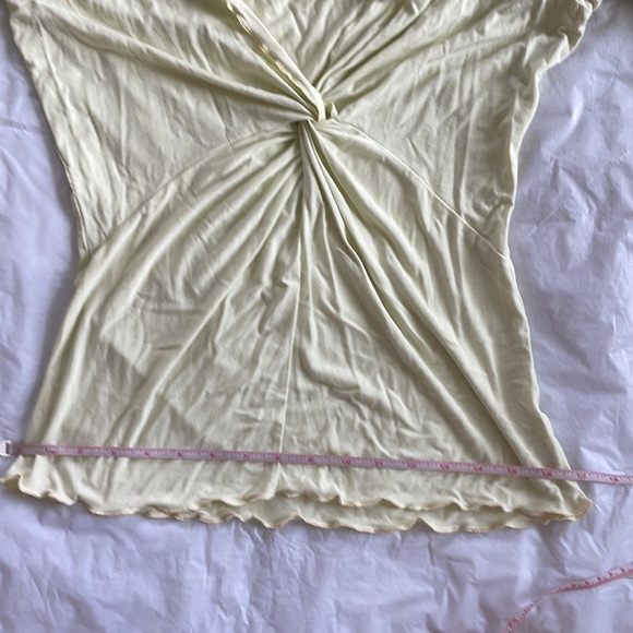 Banana Republic Top with Long Sleeve in Lemon Size-Medium NWOT - Picture 7 of 10